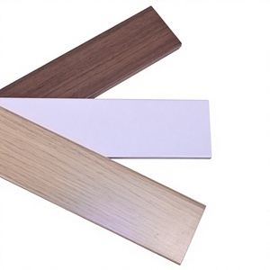 Plinthe en bois massif en <span class=keywords><strong>sapin</strong></span> de Chine 60x12,5 mm, peinte à base d'eau - Product Image 4