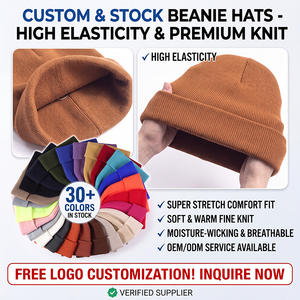 Bonnet brodé personnalisé en tricot d'hiver avec revers et logo tissé – Vente en gros pour marques et adultes - Product Image 4