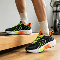 Chaussures de course respirantes en maille pour hommes, semelle intermédiaire légère absorbant les chocs, chaussures de sport athlétiques antidérapantes et durables