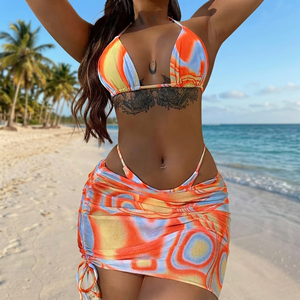 Conjunto de Bikini Ecológico para Mujer con Estampado Animal y Degradado de Color, 2 Piezas, Top Triangular de Spandex y Poliéster con Cordón Ajustable y Falda Lateral con Lazos - Product Image 3