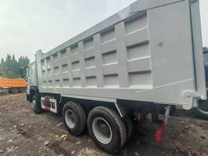 أرخص سعر مستعمل حصان سينوتروك هوو 6x4 10 عجلات مناسبة لغيانا - Product Image 4