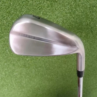 Mini ensemble de clubs de fer de golf forgés droitiers avec logo personnalisé tête de fer fraisée d'usinage CNC avec poignée en caoutchouc