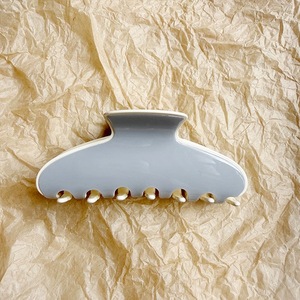 YHJ Promotion Pince à Cheveux Géométrique Demi-Lune en Acétate Couleurs Unies Grande Taille 10,5 CM Accessoire de Coiffure Vente en Gros Pinces à Cheveux - Product Image 5