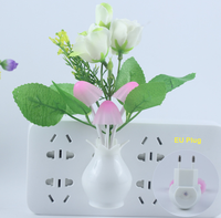 Veilleuse Champignon Mignonne à Prise EU&US, Lumière de Nuit LED Décorative Fleur Rose pour Chambre