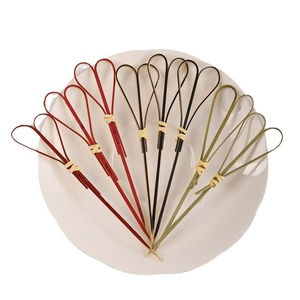 Spiedini Quadrati in Bambù Monouso - Design Moderno di Alta Qualità, Ecologici, per Feste di San Valentino - Product Image 1