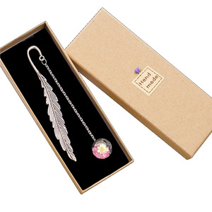 Chòm sao hoa khô Mẫu Bookmark sinh viên đọc pagination Mark kim loại cuốn sách Clip Mặt dây chuyền tinh tế Bookmark - Product Image 1