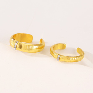 Anello di apertura femminile placcato oro di lusso stile antico medio filo tecnica di disegno zircone luce impilato anello <span class=keywords><strong>per</strong></span> coppie - Product Image 6