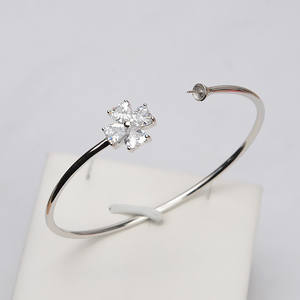 Pulsera de Plata S925 para Mujer, Diseño Simple y Sólido, Trébol de la Suerte, Perla Personalizada, Accesorios DIY, Brazaletes Semi Modernos - Product Image 1