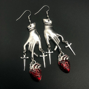 Pendientes de Aleación de Estilo Gótico Vintage de Moda con Motivos de Corazón Sangrante - Product Image 2