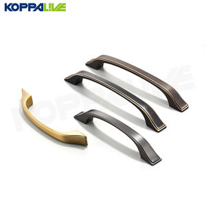 Koppalive Poignées <span class=keywords><strong>de</strong></span> porte <span class=keywords><strong>de</strong></span> meuble en cuivre moderne Poignées d'armoire <span class=keywords><strong>de</strong></span> cuisine en laiton <span class=keywords><strong>doré</strong></span> Poignée pour tiroir <span class=keywords><strong>de</strong></span> commode <span class=keywords><strong>de</strong></span> chambre à coucher - Product Image 6
