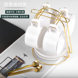 ชุดกาแฟเซรามิกสไตล์นอร์ดิกเคลือบทอง พร้อมจานรองและช้อน ชุบทอง เหมาะสำหรับใช้ในบ้าน สำนักงาน หรือเป็นของขวัญ ดีไซน์สีพื้น - Product Image 4