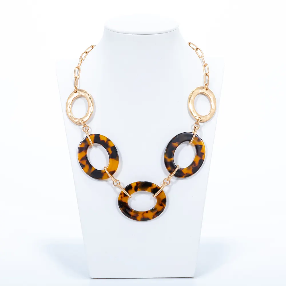 New design hot sale worn gold plated oval acetate resin group link necklace jewelry for women