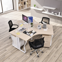 Bureau informatique moderne et durable pour trois/six personnes, avec écran combiné amovible, boîte à câbles, en PVC et MDF, pour usage commercial et de bureau