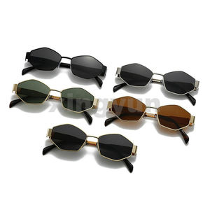 Gafas <span class=keywords><strong>de</strong></span> <span class=keywords><strong>Sol</strong></span> Cuadradas <span class=keywords><strong>de</strong></span> Metal a la Moda con Protección UV al por Mayor Baratas con Gradiente para Mujer y <span class=keywords><strong>Hombre</strong></span> - Product Image 4