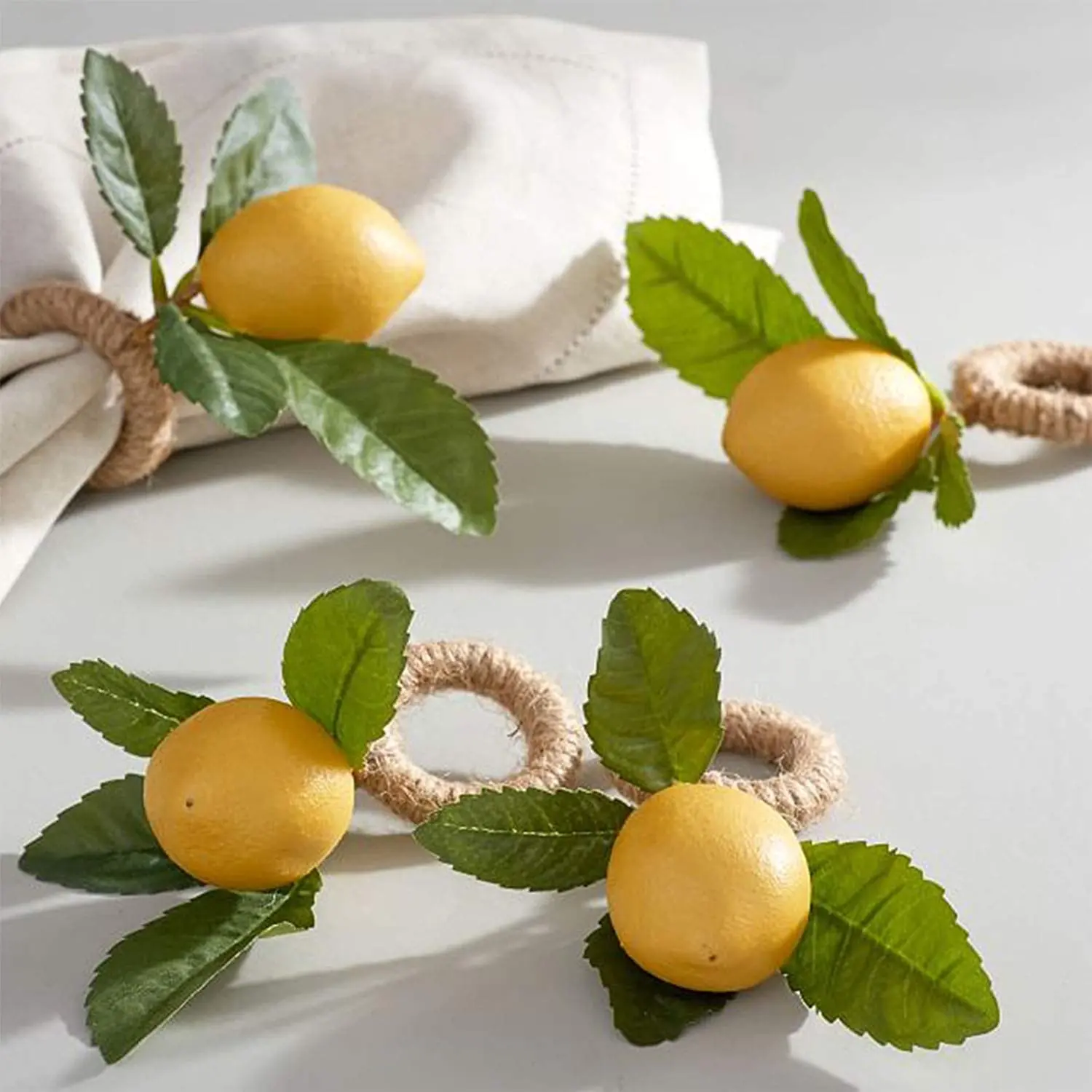 결혼식 저녁식사 당 연회 사건을 위한 포도 나무 냅킨 반지를 가진 Handmade 냅킨 반지 노란 가짜 레몬
