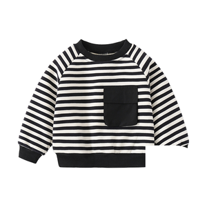 2024 collezione di abbigliamento per bambini autunno inverno Pullover in velluto a righe bianche nere con tasca a patta pantaloni Casual per bambini - Product Image 6