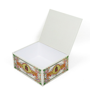 Personalizado de lujo de Navidad tema hoja tablero de papel rígido caja de puros brillante mate laminación en relieve reciclable elegante envoltura - Product Image 3