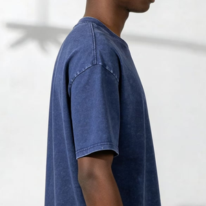 T-shirt Homme Oversize en Coton Lourd 300 g/m² avec Logo Personnalisé OEM, Coupe Boxy, Effet Délavé, Imprimé Streetwear Manga Graphic - Product Image 3