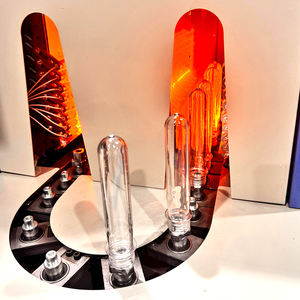 Macchina Soffiatrice Semiautomatica Compatta per Bottiglie in PET, Facile da Usare, Prezzo Conveniente - Product Image 4