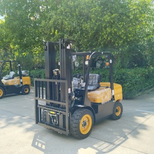 Nouveau chariot élévateur diesel 3T avec moteur Isuzu économe en carburant, véhicule de travail industriel durable pour entrepôt, chariot élévateur diesel - Product Image 3