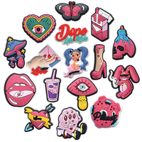 Décorations pour filles personnalisables en PVC rose et caoutchouc Charm chaussure d'hôpital avec boucle en anglais