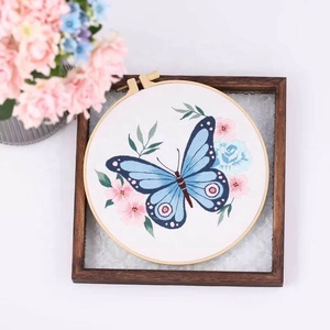 Kit de Bordado de Mariposas Personalizado XIXI, Hecho a Mano, para Principiantes, Material de Algodón, Hilo de Poliéster, Aguja de Punzonado y Punto de Cruz - Product Image 3