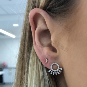 LOZRUNVE Desbloqueio Boucles <span class=keywords><strong>d</strong></span>'oreilles clous mini <span class=keywords><strong>lune</strong></span> croissante en <span class=keywords><strong>argent</strong></span> 925 plaqué or et pavé <span class=keywords><strong>de</strong></span> zircone cubique - Product Image 3