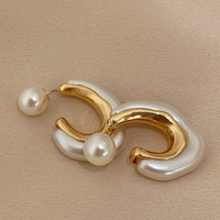 BLLYF083-TE Anting Mutiara Imitasi Geometris Bentuk C Tidak Beraturan Sederhana Perhiasan Vintage Temperamen Wanita Aksesori Harian