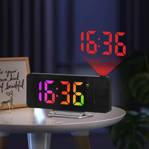Horloge murale avec <span class=keywords><strong>projecteur</strong></span> LED et lumières changeantes de couleur, alimentée par USB, pour chambre à coucher et salon, décoration intérieure, cadeau - Product Image 6