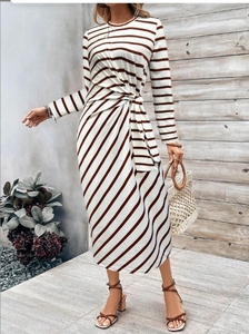 Robe décontractée plissée à manches longues imprimée à la mode pour femmes - Product Image 2