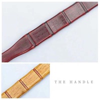Cuillère d'aide à l'habillage pour seniors et personnes âgées à manche extra long de 70 cm, avec cordon de suspension, en bambou et bois de palissandre rouge, et calapoussier en bois