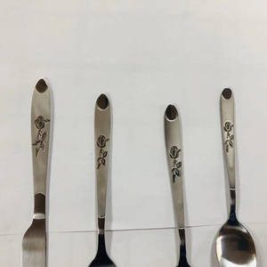 Juego de <span class=keywords><strong>cubiertos</strong></span> con mango de Rosa pulido de espejo de alta calidad, juego de <span class=keywords><strong>cubiertos</strong></span> de 24 piezas con caja de madera para regalo de boda, Hotel - Product Image 5