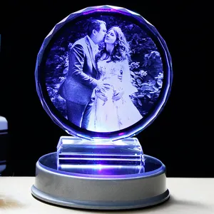 Trofeo de cristal con forma de corazón, grabado láser personalizado, imagen 3d, artesanías de cristal para recuerdo, venta al por mayor