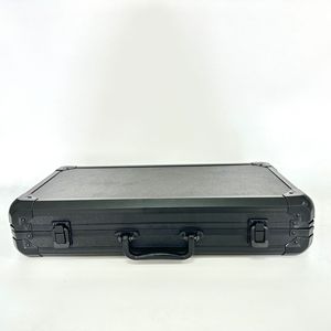 Raqueta de Pickleball de Fibra de Carbono Avanzada con Núcleo de Panal, Caja de Almacenamiento de Aluminio, Técnica de Prensado en Caliente - Product Image 4