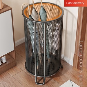 Paragüero Moderno de Hierro Forjado para Vestíbulo de Hotel Comercial, con Capacidad para Dos Lados, Diseño Independiente con Recubrimiento en Polvo - Product Image 2