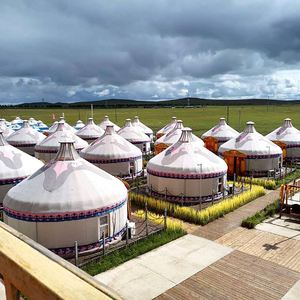 Grande tente spatiale <span class=keywords><strong>Yourte</strong></span> <span class=keywords><strong>en</strong></span> <span class=keywords><strong>bois</strong></span> massif pur avec salle de bain Resorts Luxury For Glamping Safari Tent - Product Image 1