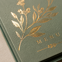 Suite de papeterie de mariage personnalisée vert sauge avec menu et marque-place, dorure à chaud, pour événements extérieurs sur le thème botanique, faible MOQ