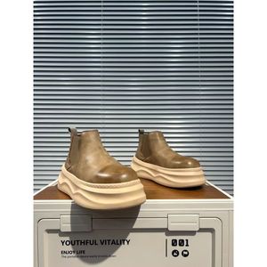 Chaussures pour hommes décontractées et polyvalentes à semelle épaisse, rehaussantes, pour le commerce transfrontalier et la vente au détail. - Product Image 2
