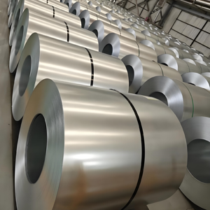 Bobina de acero galvanizado prepintado PPGI fabricada en China en color RAL para la fabricación de láminas corrugadas para techos - Product Image 4