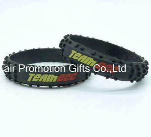 Logotipo personalizado impreso Bike Party Favors Pulseras de goma-Motocross Game Party Proveedores Regalos/Pulseras de silicona para neumáticos - Product Image 3