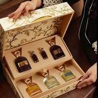Boîte d'emballage de parfum, coffret de parfum haut de gamme avec fermeture magnétique