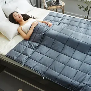 Double sided weighted blanket suitable for insomnia and high-intensity working people