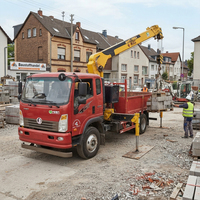 Grue montée sur camion à châssis court de 5 tonnes avec flèche hydraulique droite pour le levage de matériaux agricoles et les travaux d'infrastructure