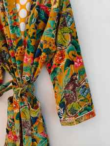 ชุดกิโมโนกำมะหยี่สำหรับผู้หญิง ลายสัตว์ป่า คอวี แขนยาวเต็มตัว แฟชั่นลำลองสำหรับฤดูหนาว ซักเครื่องได้ - Product Image 3