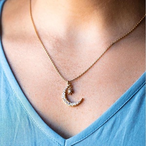 Nuova <span class=keywords><strong>Collana</strong></span> Choker dal Design Elegante 2026 con Ciondolo a Stella e <span class=keywords><strong>Luna</strong></span> in <span class=keywords><strong>Argento</strong></span> Sterling 925 per Donne - Product Image 2
