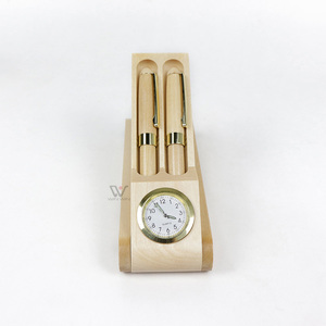 Set di Penne Stilografiche in Legno di Faggio con Portapenne, Regalo per Studenti, Penna Incisa in Legno - Product Image 1