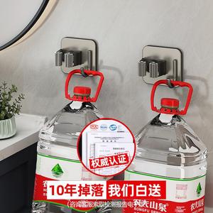 Soporte de pared moderno para escobas y fregonas, de acero inoxidable color gris bronce, con doble gancho, para baño, instalación sin taladro. - Product Image 5