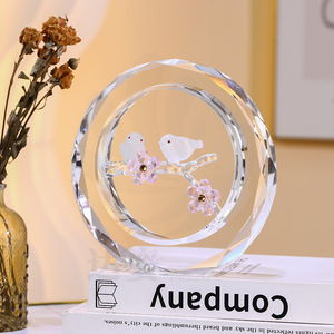 Ornement en verre cristal rond avec gravure interne d'oiseaux et de fleurs, décoration de mariage pour la Saint-Valentin, collection cadeau - Product Image 4