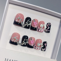 Lot de 10 faux ongles courts French Manucure, faits main, avec motifs étoile en cristal, nœud et perles roses, 3D, autocollants, rose vif