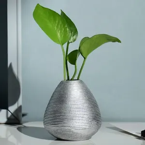 Yeni tasarım siyah beyaz seramik çiçek vazo bitki el yapımı sanat porselen vazolar dekorasyon için ev